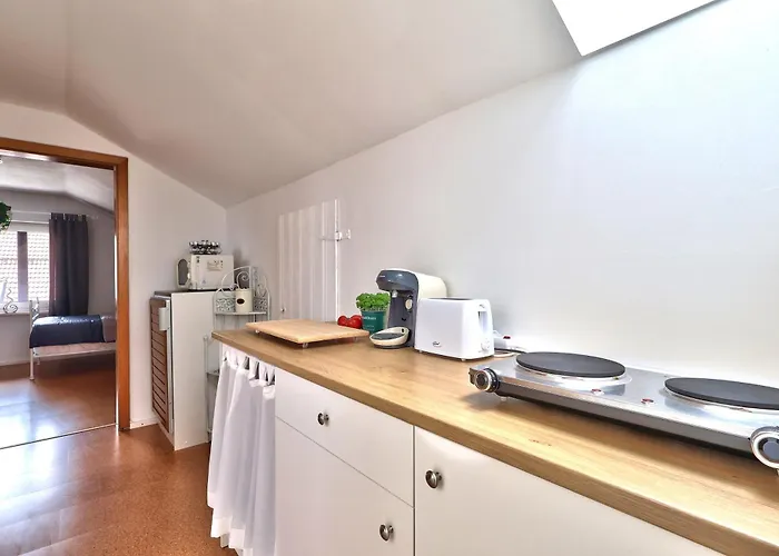 Apartment Bezaubernde Nahe Des Kloster *